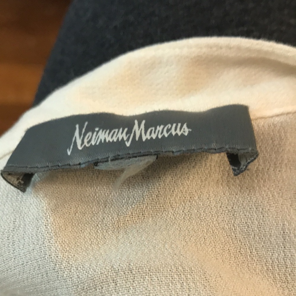 Neiman Marcus tunic - Picture 3 of 3